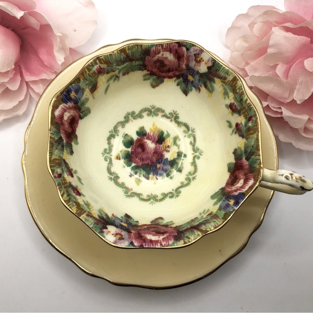 Paragon Double Warranted Widemouth Teacup 58801 Cross Stitching Pattern